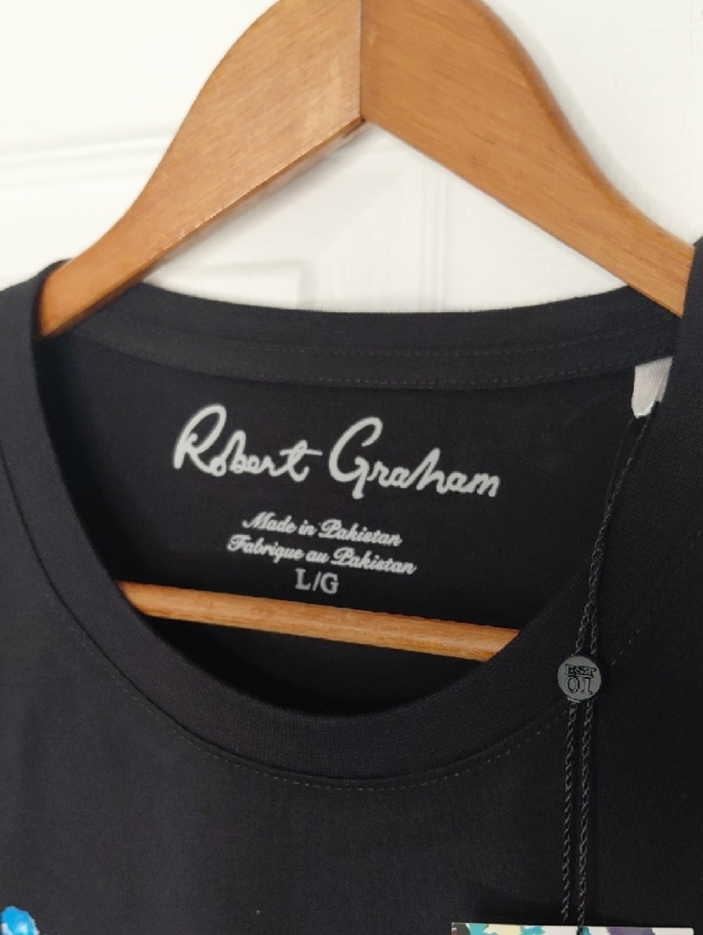 Robert Graham Black Tee with Blue Graphic Dog - Picture 4 of 6